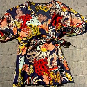 New York & Company Kimono 👘 top